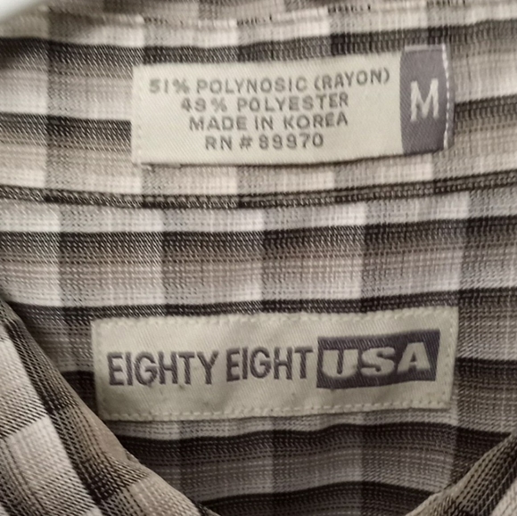 Mens button up tee size med - Picture 2 of 2